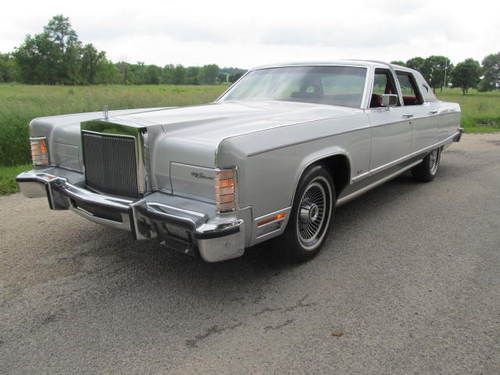 1977 lincoln town car