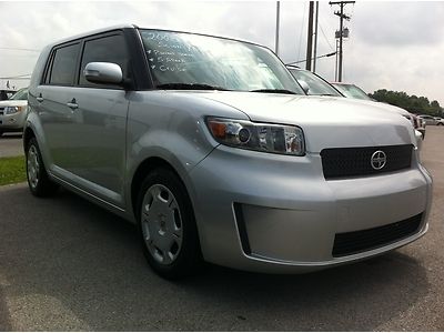 Toyota scion xb silver manual all power hatchback clear title usb aux we finance