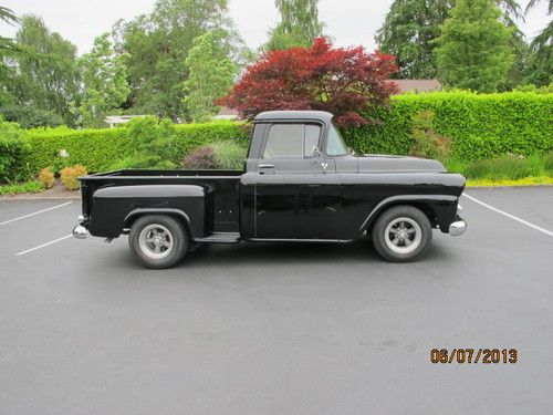 1958 chevrolet 3100 shortbed stepside 1/2 ton pickup