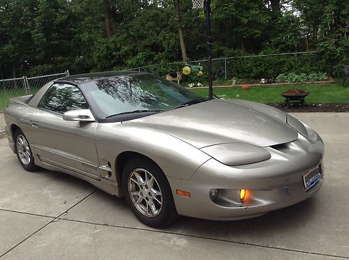 2002 pontiac firebird base coupe 2-door 3.8l