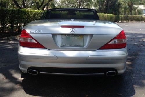 2007 Mercedes-Benz SL550 Sport Package 2-Door 5.5L Extra Clean Best Color, Books, US $31,900.00, image 2