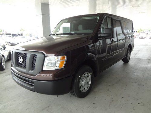 2013 nissan nv2500 s lowroof  rare midnight garnet!  fly in, drive it home!!!