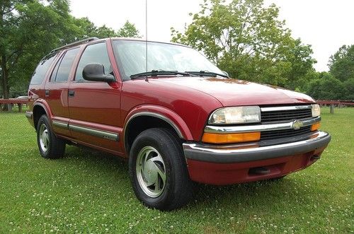 NO RESERVE VERY CLEAN 1998 Chevrolet Blazer LS 4 door, 4.3 V6, 15