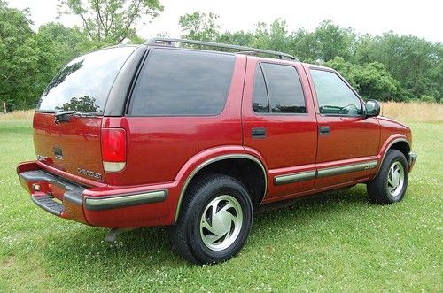 NO RESERVE VERY CLEAN 1998 Chevrolet Blazer LS 4 door, 4.3 V6, 15