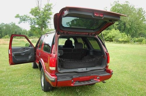 NO RESERVE VERY CLEAN 1998 Chevrolet Blazer LS 4 door, 4.3 V6, 15