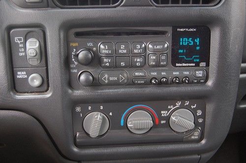 NO RESERVE VERY CLEAN 1998 Chevrolet Blazer LS 4 door, 4.3 V6, 15