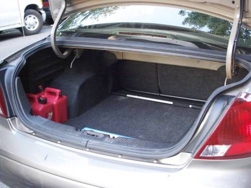 Low mileage Ford Taurus SES, image 2