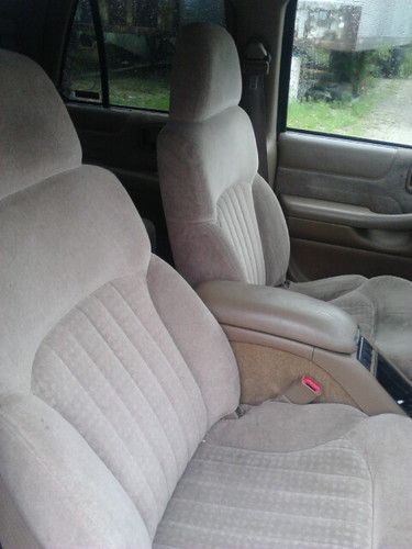 1998 Chevrolet Blazer LS Sport Utility 4-Door 4.3L, image 4