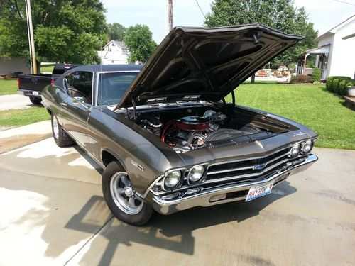 1969 chevrolet chevelle malibu hardtop 2-door 5.7l