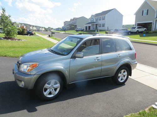 2005 toyota rav 4 "l" with remote start