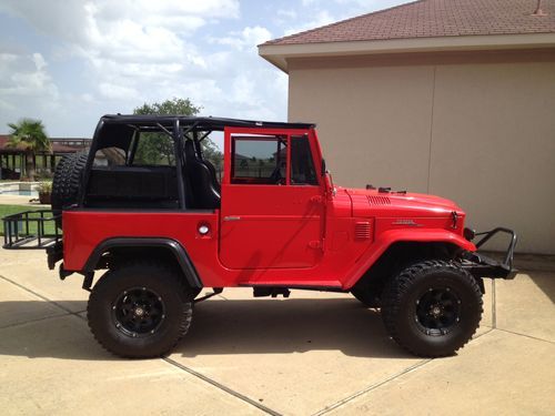 Beautifully Restored 1970 Toyota Land Cruiser FJ40, image 10