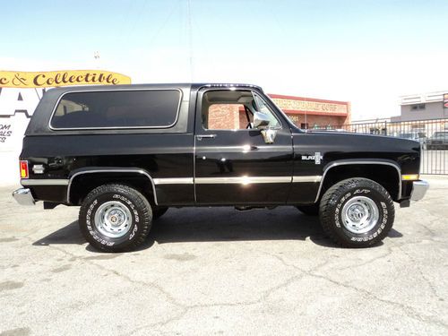 1983 k5 blazer black, the best k5 collectible there is!  350 4x4, rare options!