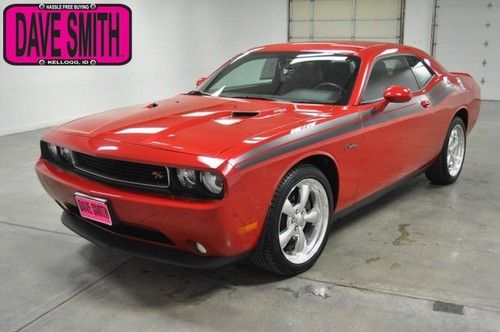 2011 red 6spd manual 5.7l hemi heated leather seats aux bluetooth cruise!!!!