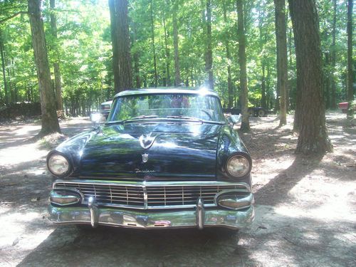 1956 fORD FAIRLANE VICTORIA HARDTOP, image 4
