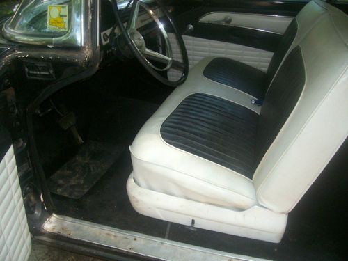 1956 fORD FAIRLANE VICTORIA HARDTOP, image 6