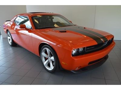 We finance!!! new tires srt8 coupe 6.1l leather clean carfax