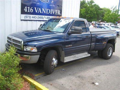 2002 dodge ram 3500 cummins diesel 5-speed manual duel rear wheels