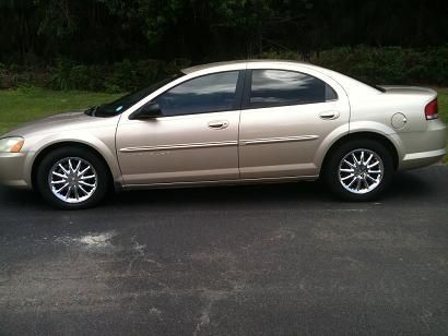 2001 chrysler sebring lxi  (gold)