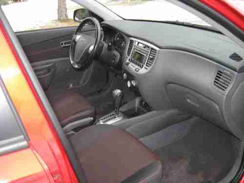 2009 Kia Rio SX Sedan 4-Door 1.6L, image 6