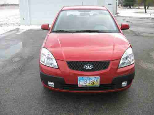 2009 Kia Rio SX Sedan 4-Door 1.6L, image 8