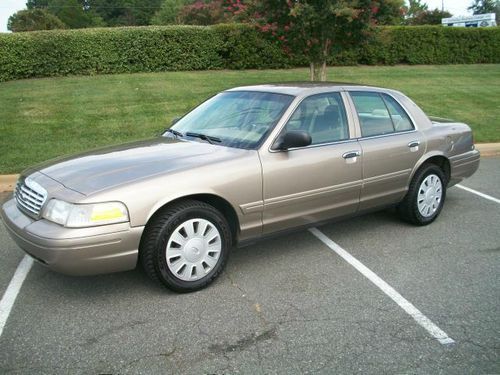 2006 ford crown victoria, p71, police interceptor, 1 own, low hours, nr !!!!!!!!