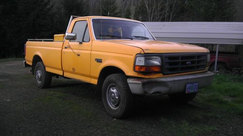 1993 ford f-250 xl standard cab pickup 2-door 5.8l