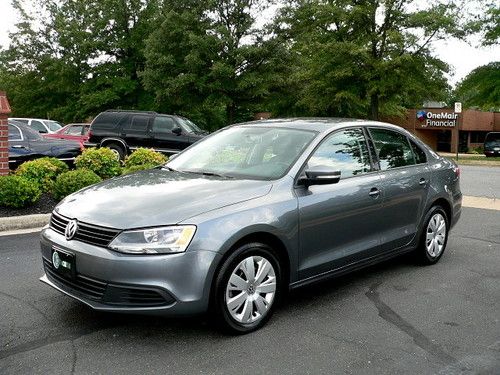 2012 vw - only 9,400 original miles! factory warranty! like new! $99 no reserve!
