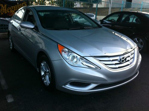 2013 hyundai sonata gls sedan 4-door 2.4l no reserve