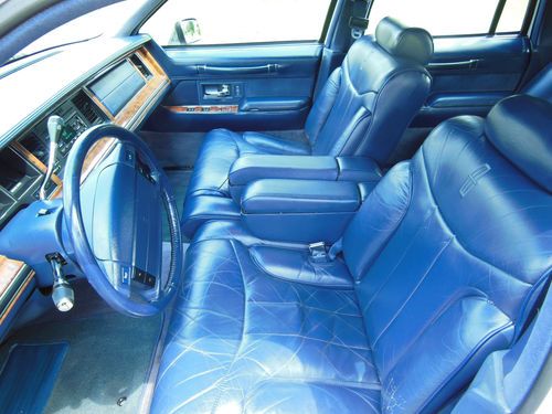 1994 Lincoln Town Car Signature Sedan 4-Door 4.6L, US $2,500.00, image 3