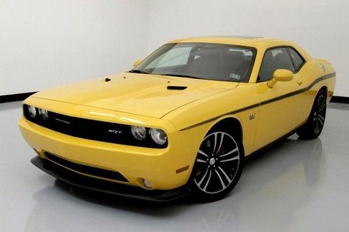 12 challenger srt8 392 yellow jacket! navigation sunroof automatic!