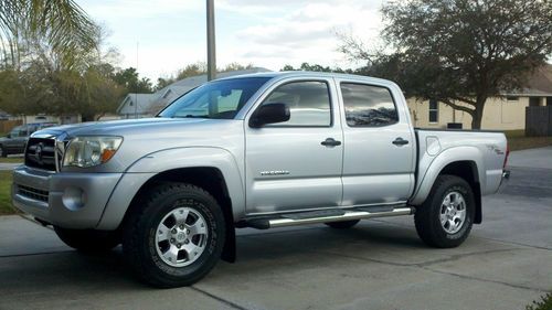2005 toyota tacoma pre runner crew cab pickup 4-door 4.0l