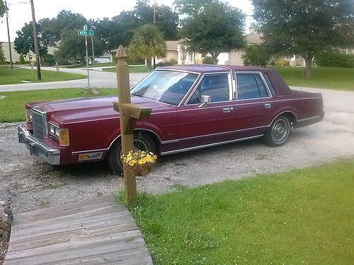 1989 lincoln town car base sedan 4-door 5.0l