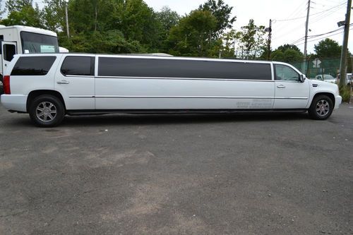 2007 cadillac escalade stretch limousine