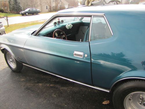 1972 mustang 2dr coupe mint 302 multible show winner eat off the floor 30 miles, image 2