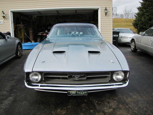1972 mustang 2dr coupe mint 302 multible show winner eat off the floor 30 miles, image 3