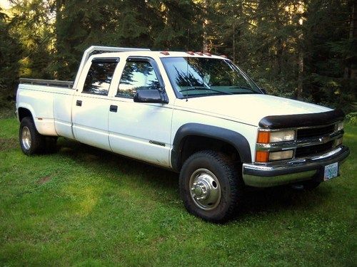 { 2000 chevy silverado crew-cab k3500 ls / 4x4 dually / with automatic trans }