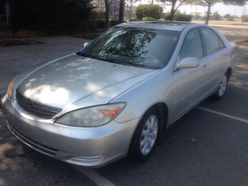 2004 TOYOTA CAMRY XLE V6 AUTOMATIC SILVER LEATHER SUNROOF NO RESERVE, image 7