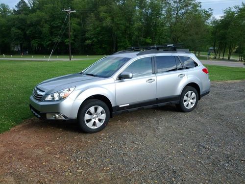 2012 subaru outback 2.5i limited wagon 4-door 2.5l