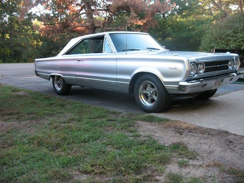 1967 satellite 440, 5 speed tko 500, 4 wheel disc brakes, be cool radiator