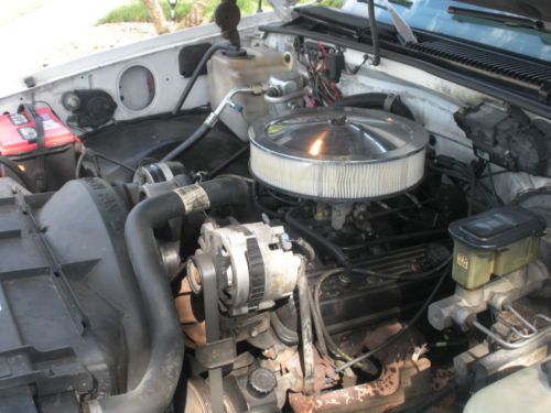 1989 Chevrolet Silverado C1500 Custom 2–wheel drive with Stepside Sport side box, US $7,000.00, image 8