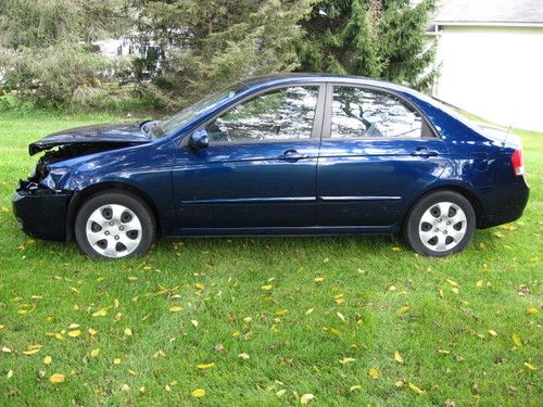NO RESERVE 2008 Kia Spectra EX Sedan 2.0L WRECKED REPAIRABLE SALVAGE, image 7