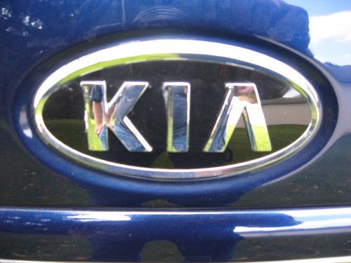 NO RESERVE 2008 Kia Spectra EX Sedan 2.0L WRECKED REPAIRABLE SALVAGE, image 11