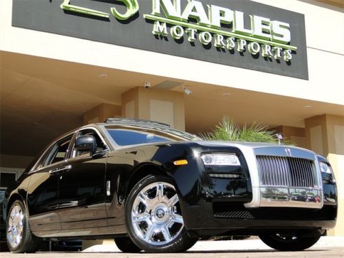 2011 rolls-royce ghost automatic, chrome wheels, satin silver hood, loaded