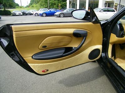 99 Boxster Leather RWD Mid engine 5 speed manual Black Tan Convertible Soft top, image 21