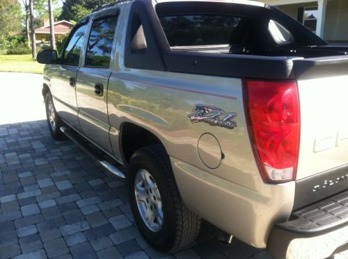 2006 Chevrolet Avalanche 1500 Z71 4x4  *NO RESERVE*, image 2