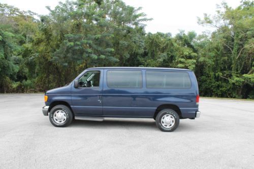 Fl 11 passenger rare diesel low miles dual ac pw cd 6 more newer tires