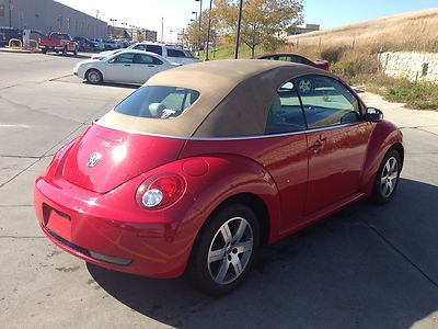 Convertible Smoke free Excellent condition Low miles Automatic, image 6