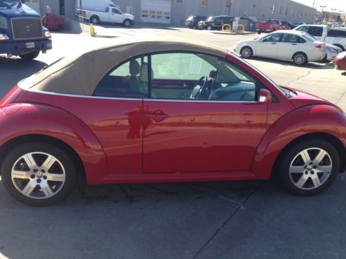 Convertible Smoke free Excellent condition Low miles Automatic, image 7