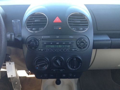 Convertible Smoke free Excellent condition Low miles Automatic, image 19