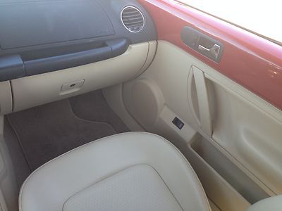 Convertible Smoke free Excellent condition Low miles Automatic, image 21